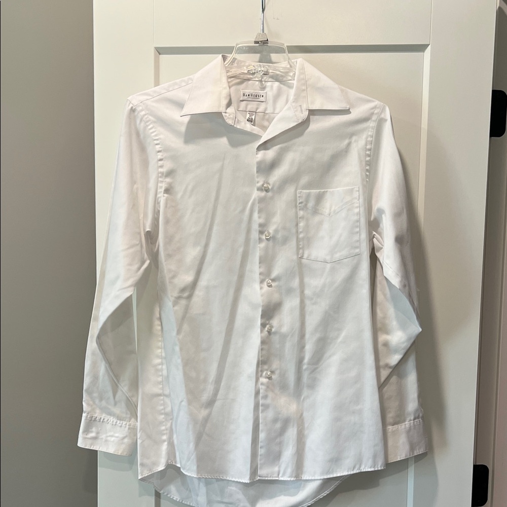 Van Heusen Men’s Crisp White Dress Shirt